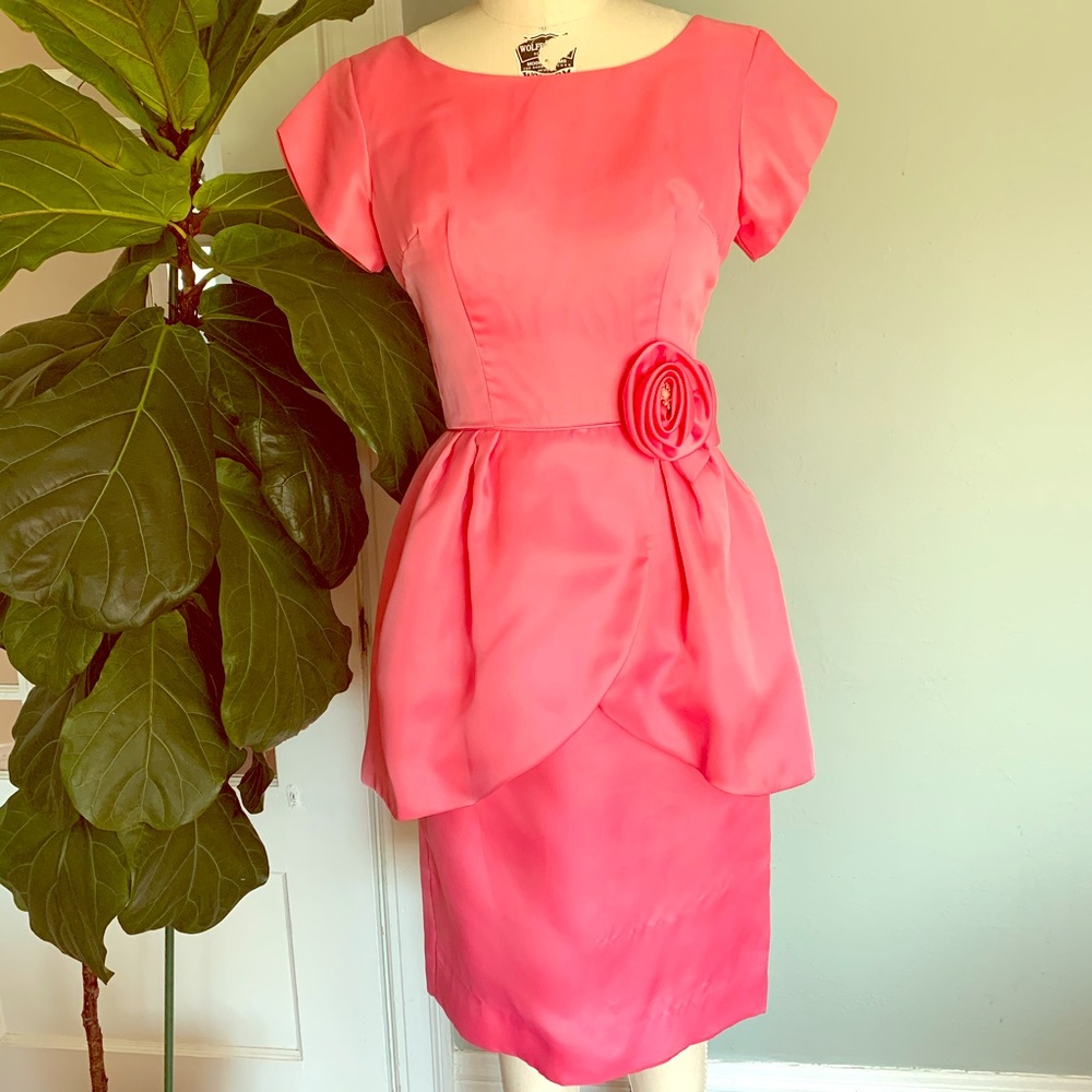 1980’s flamingo pink cocktail dress sz.small